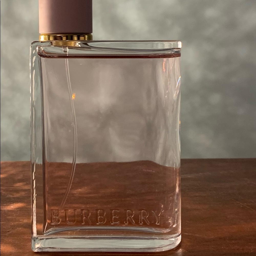 Burberry Her Perfume